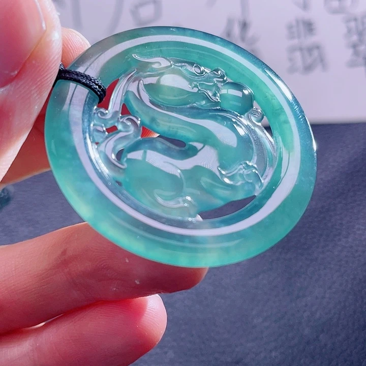 翡翠颈饰未镶嵌999999999