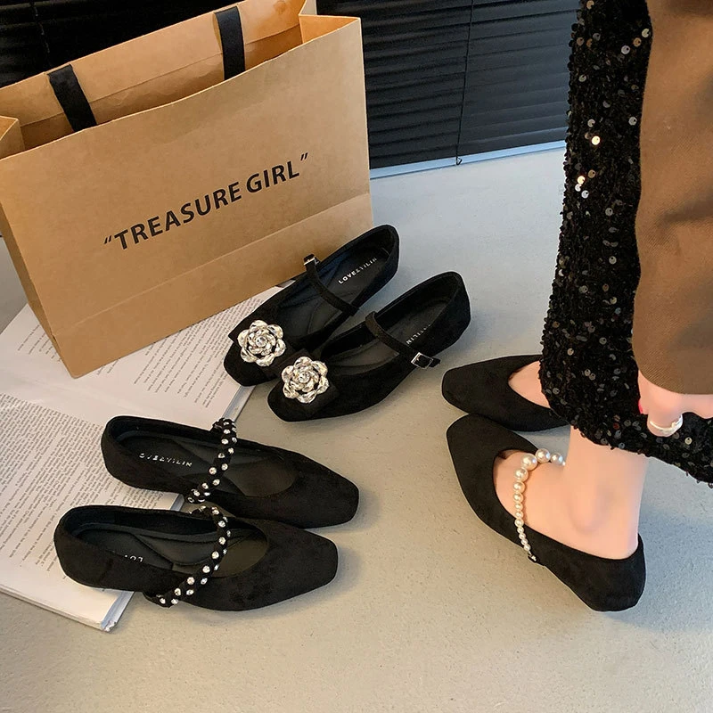 法式低跟花朵水钻浅口单鞋女2025春秋新款仙女风玛丽珍鞋绒面瓢鞋
