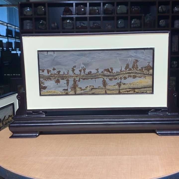 ，广西国画石摆件，收藏观赏