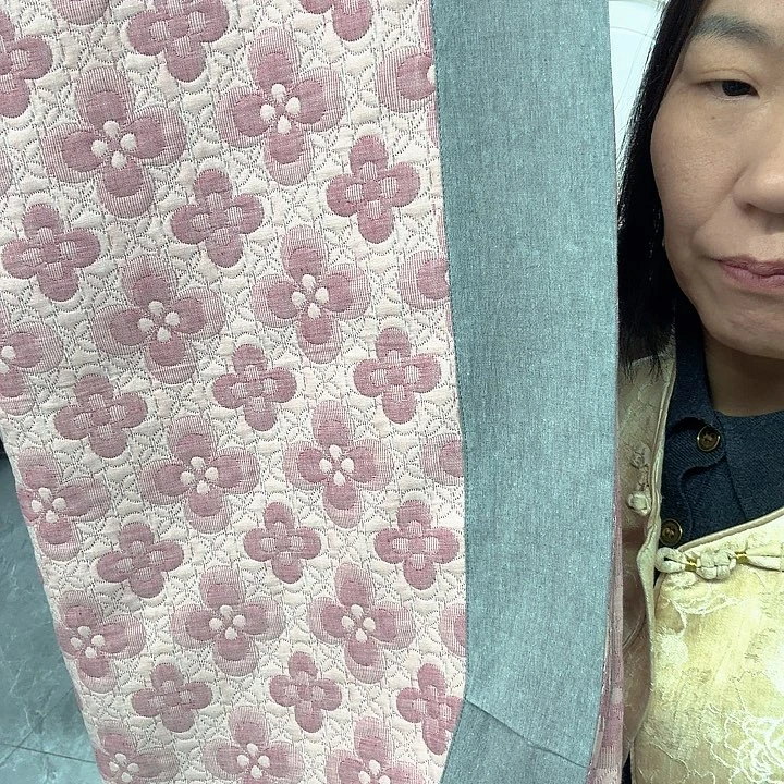 棉棉粉四叶草床盖