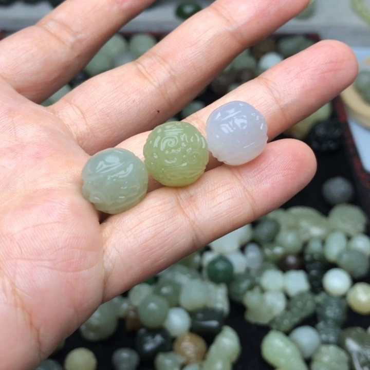 【闪购商品】和田玉未镶嵌颈饰非****任