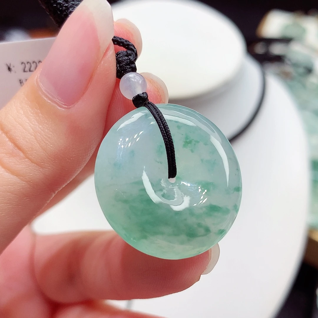 颈饰未镶嵌翡翠翡翠18，25.5/5.9