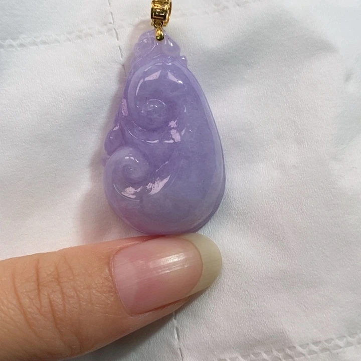 颈饰未镶嵌翡翠吊坠