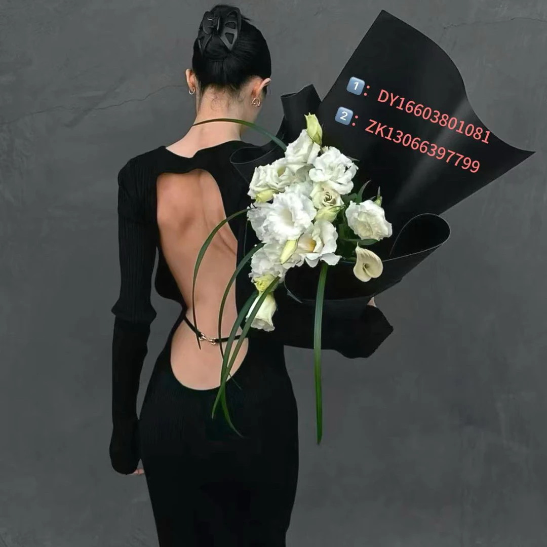 露C爱搭配女士一体式免穿文胸保暖背心无钢圈打底上衣