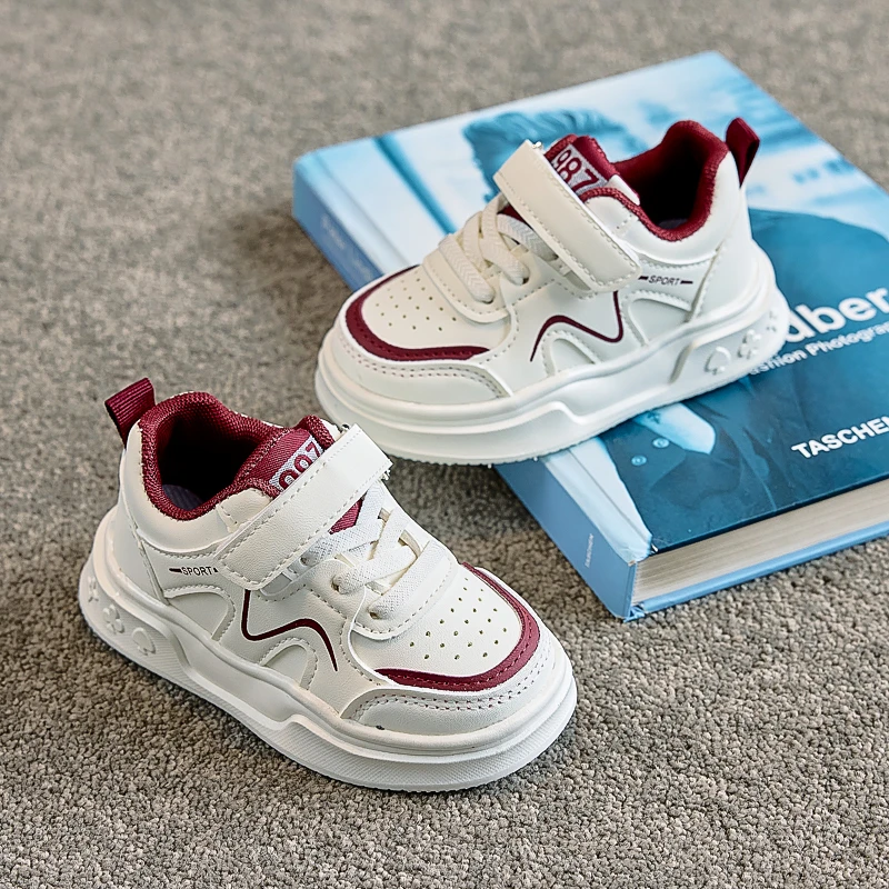 小白鞋中小童板鞋 春秋男女童软底轻便儿童鞋2到3岁5防滑运动鞋子