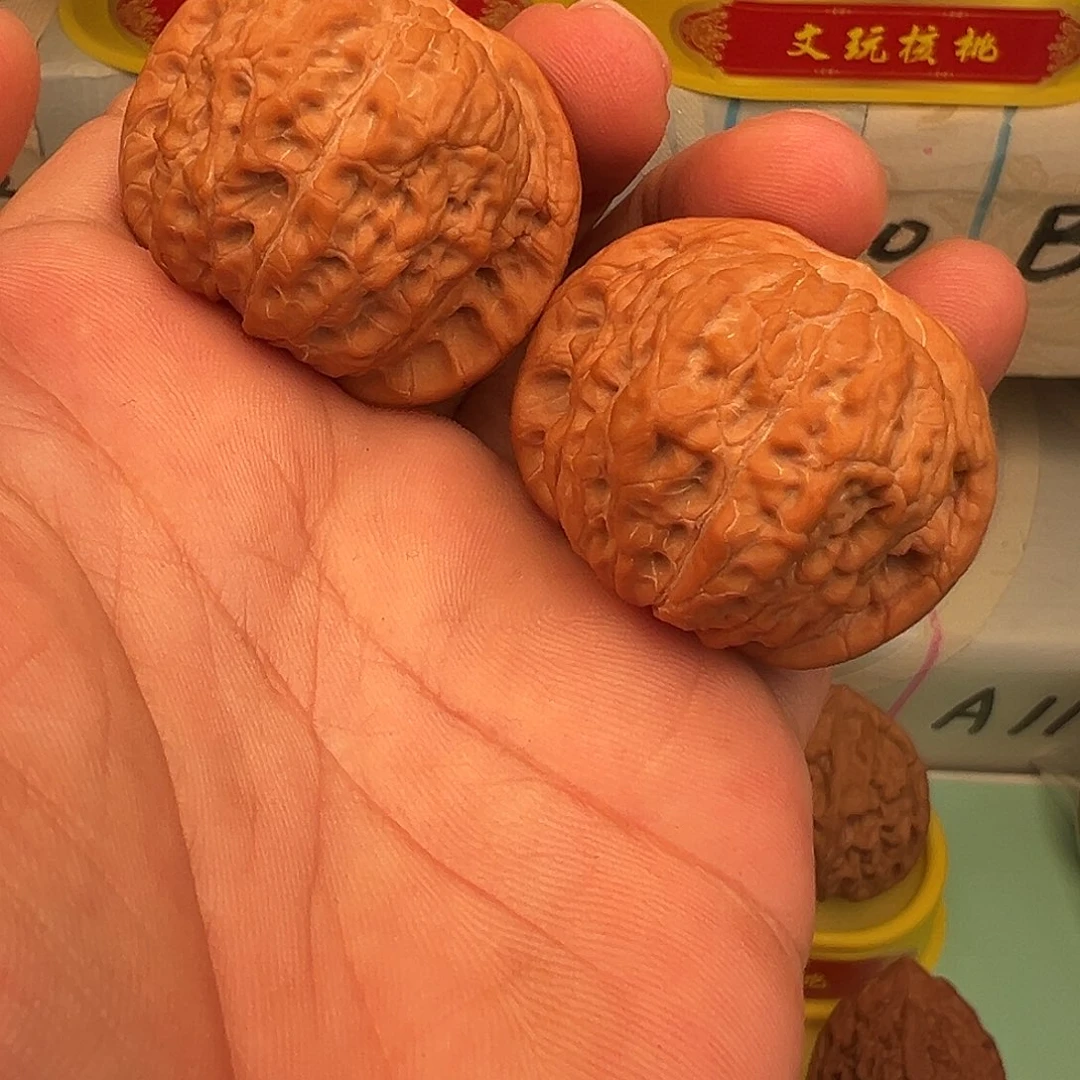 吊坠桃核全品血麒麟40