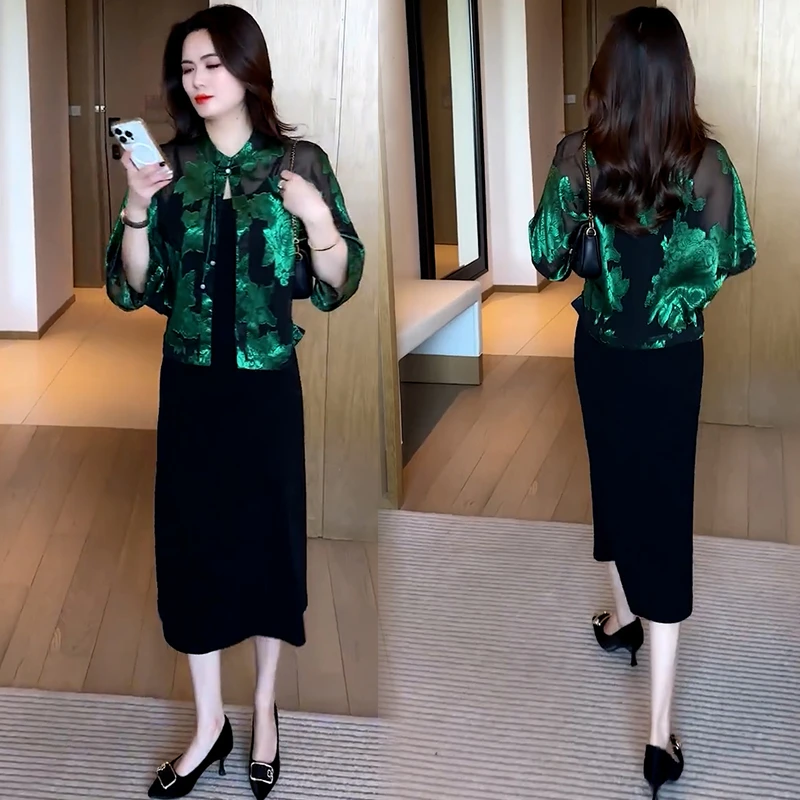 春季时尚气质显瘦设计感小众上衣洋气减龄复古轻熟风薄款衬衫