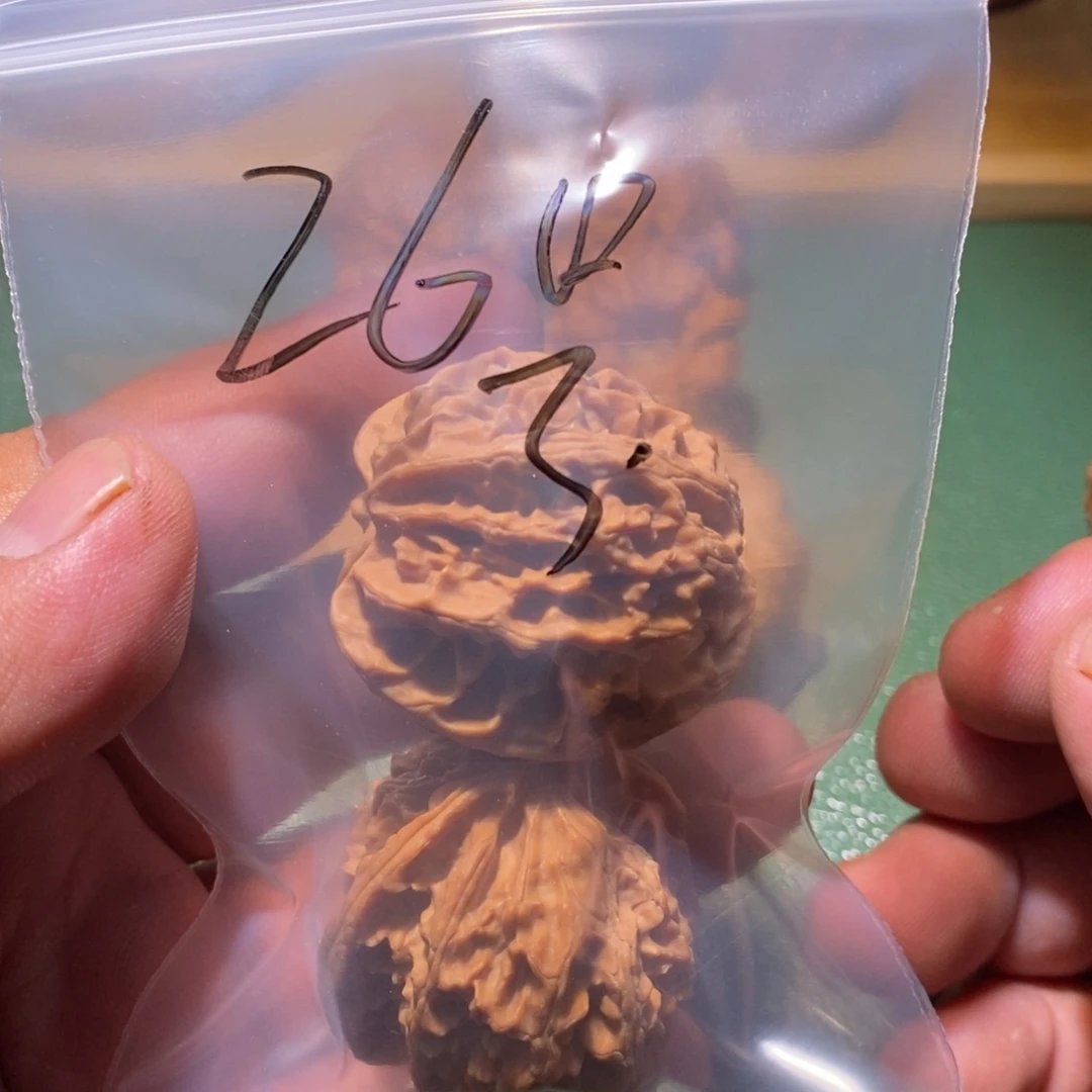 吊坠桃核苹果园在我这就没有