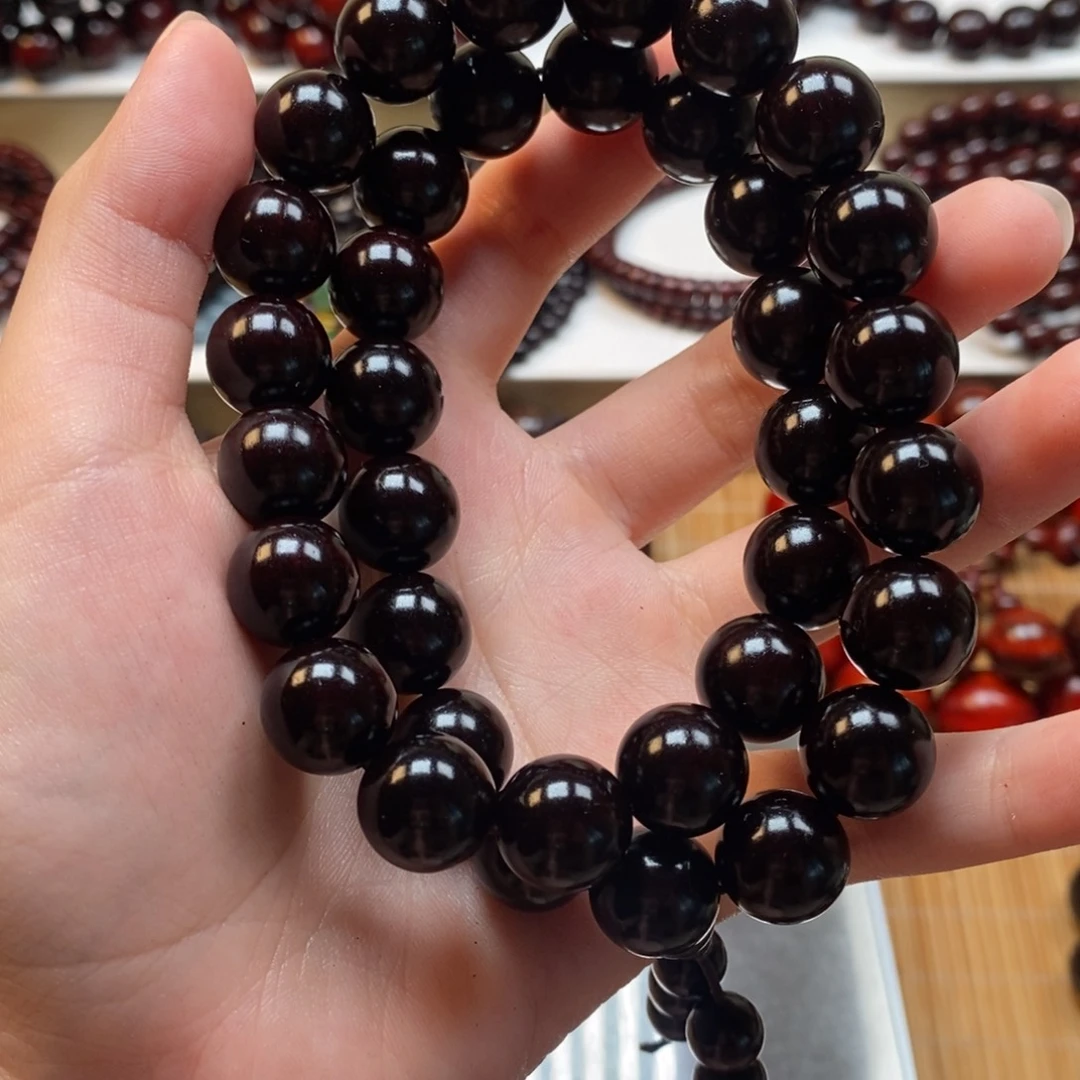 檀香紫檀（小叶紫檀）1.2手持