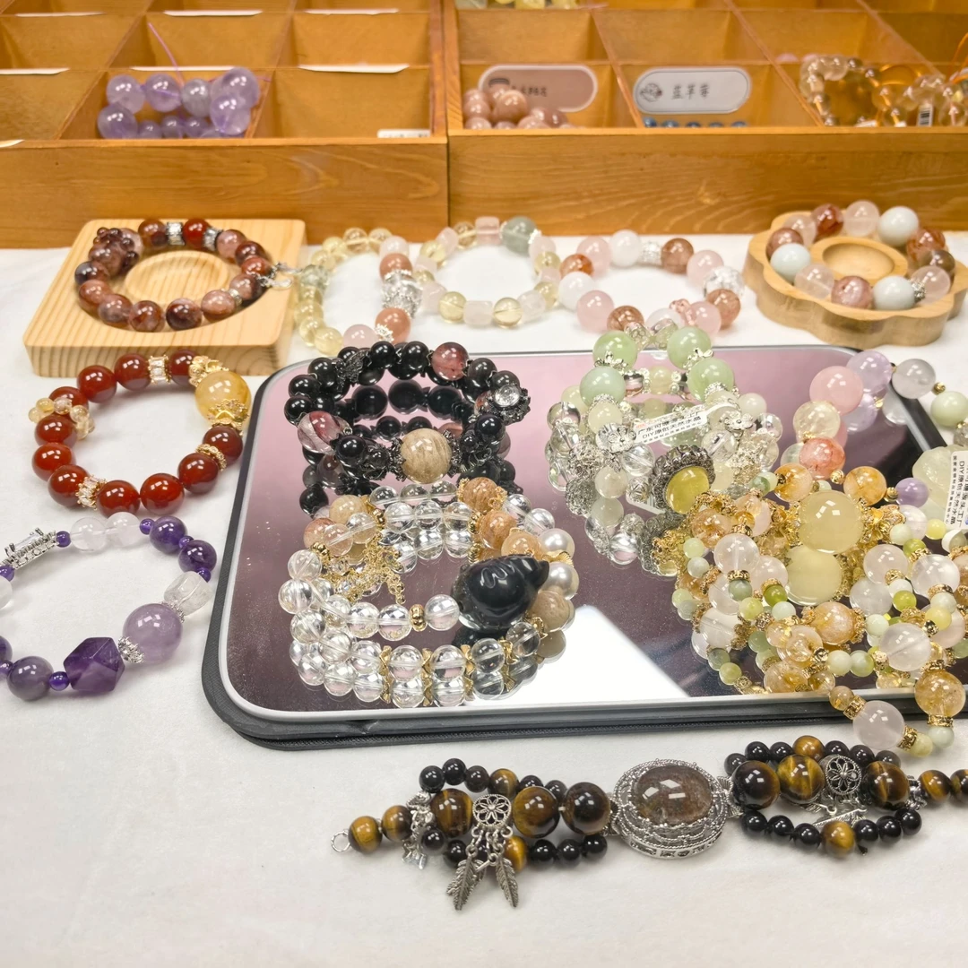 自选手串多样性发货（天然水晶默认微瑕）乱拍随机发，仔细阅读详情