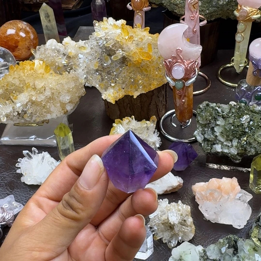未镶嵌珠宝半成品水晶