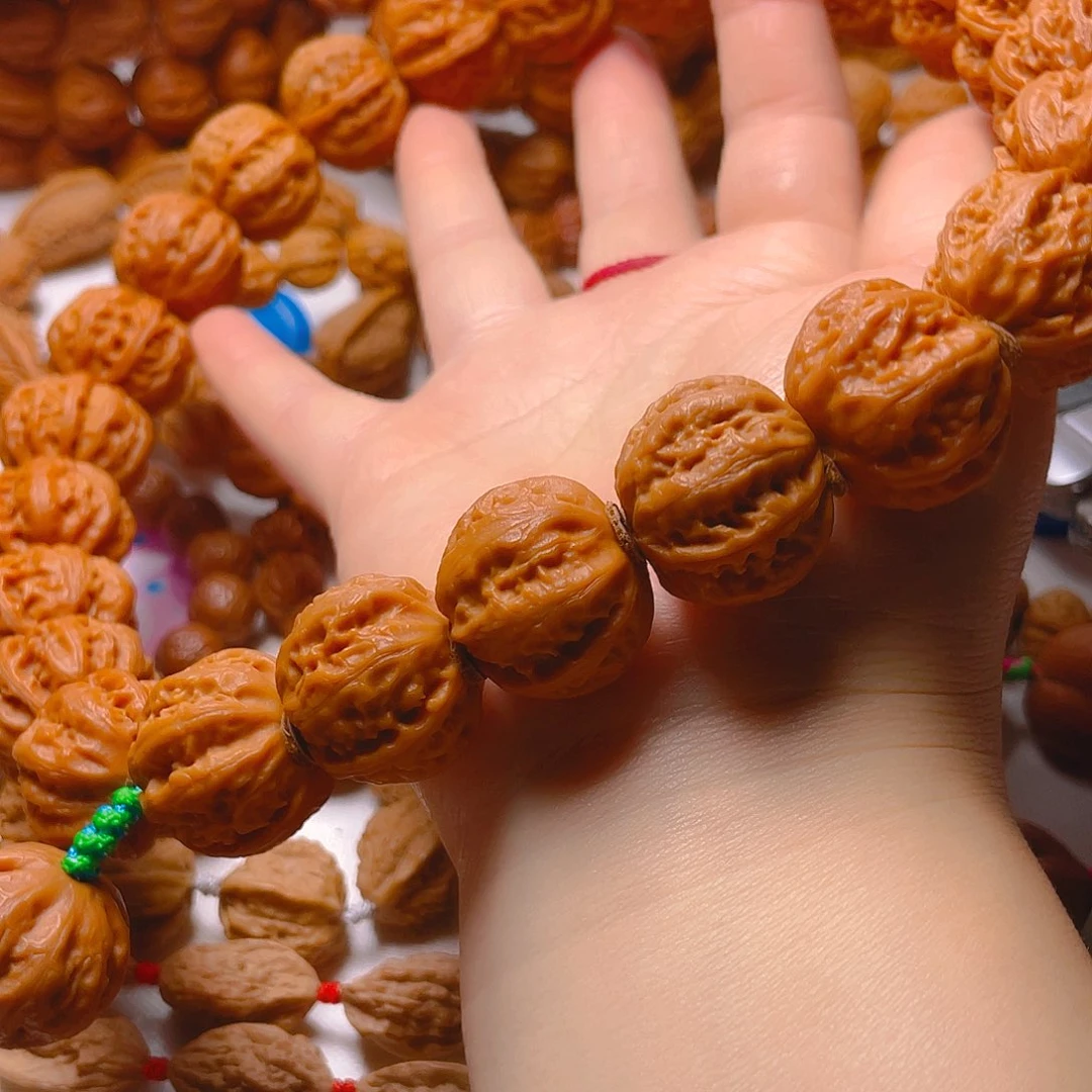 青***香吊坠文玩核桃京八棱