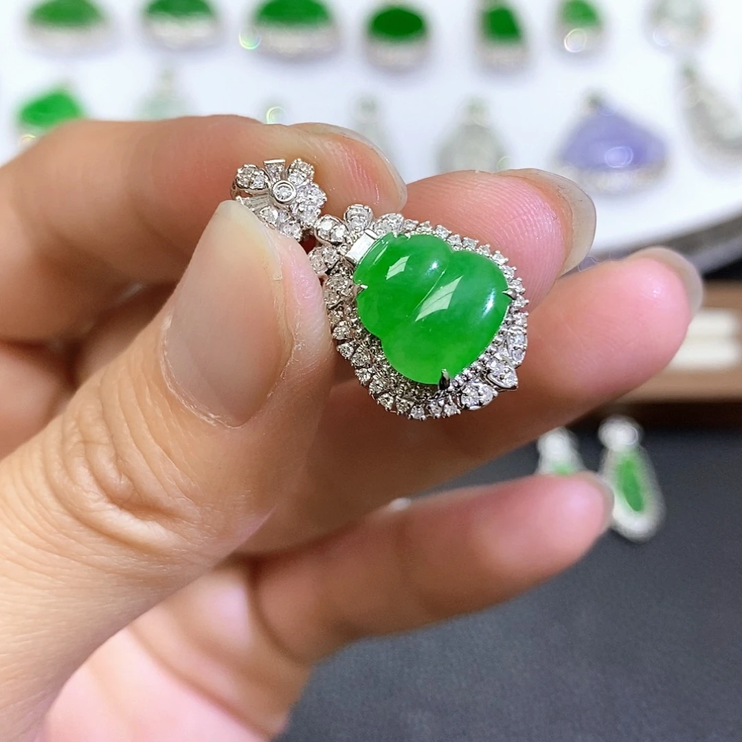 翡翠18K金镶嵌吊坠(不含链)