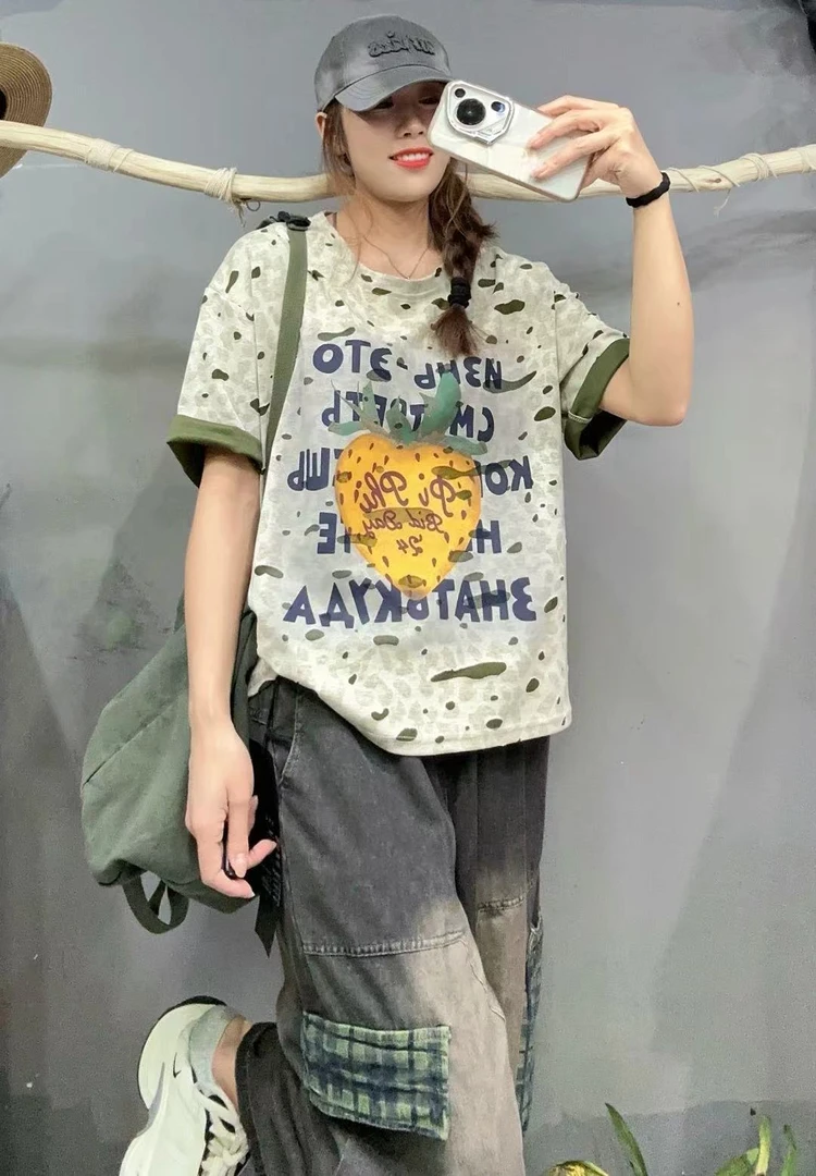 媄澜夏季新款时尚烧花短袖T恤宽松显瘦时尚草莓母亲节ins欧美上衣