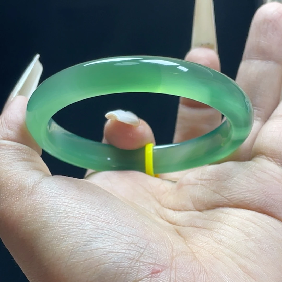 玛瑙/玉髓手镯未镶嵌卢***噜399