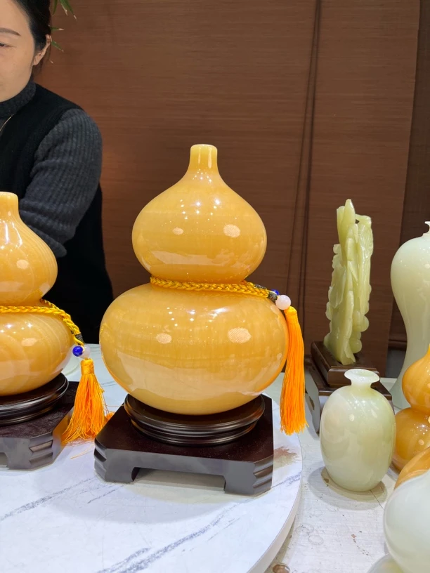 精品天然玉石摆件