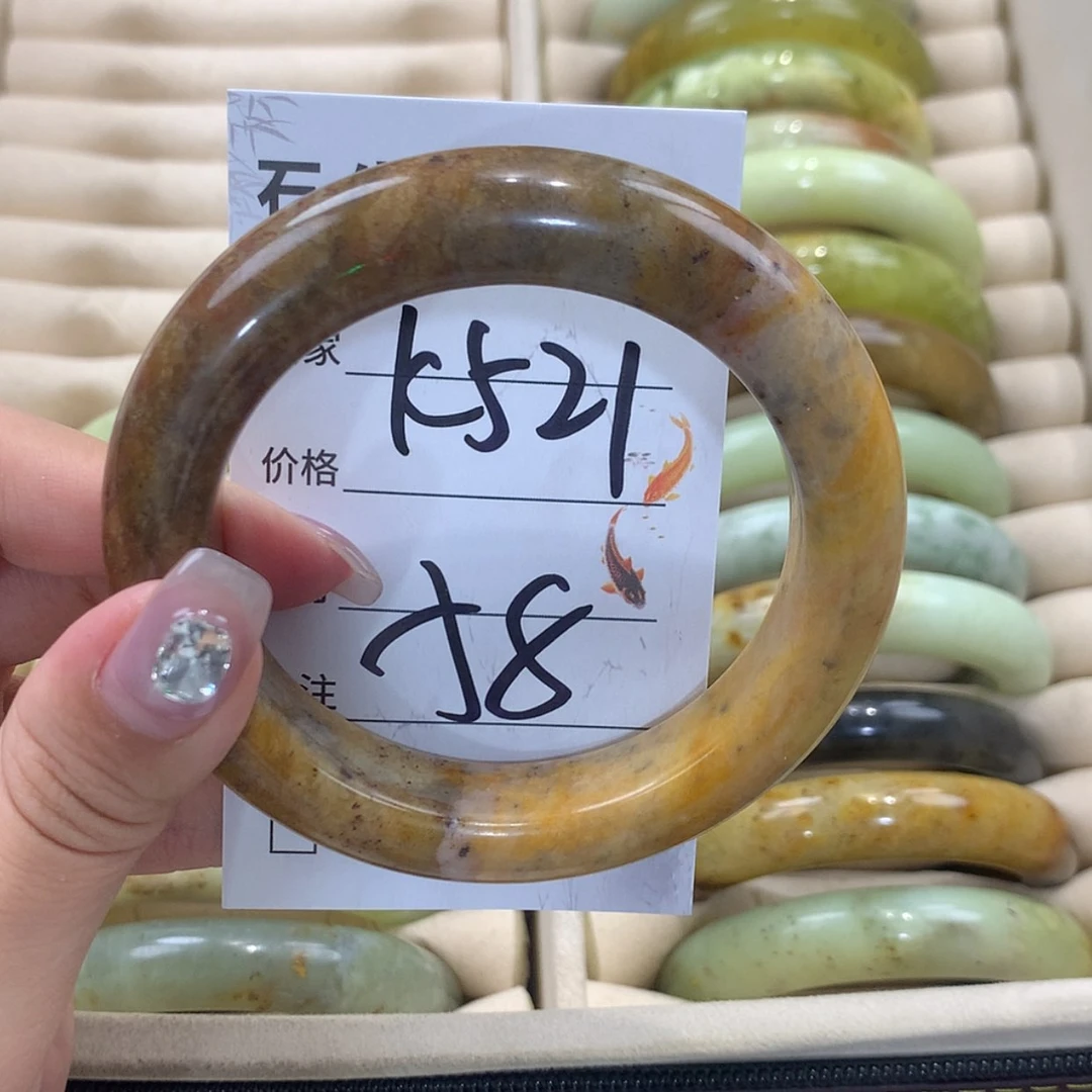 【闪购商品】未镶嵌蛇纹石玉手镯