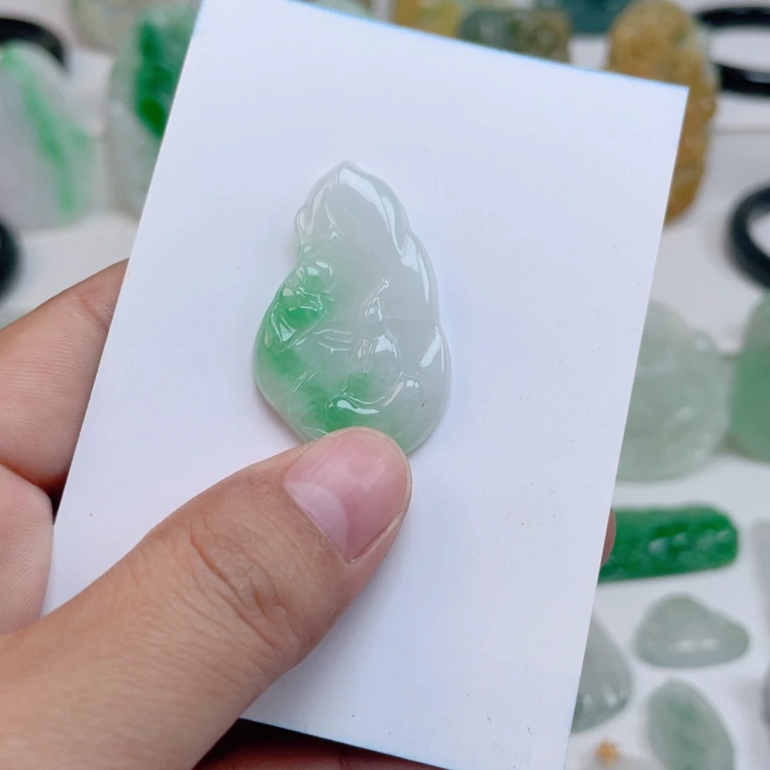 颈饰未镶嵌翡翠天然翡翠