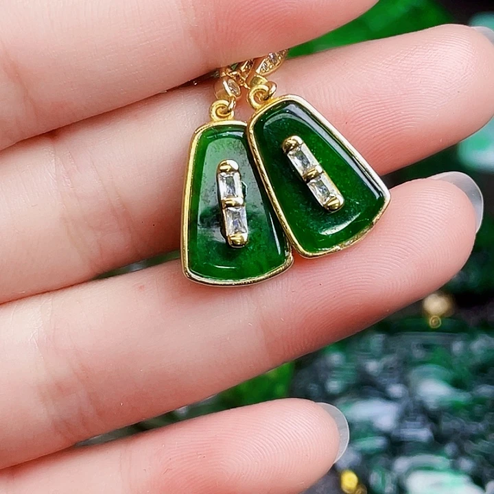 翡翠银S925镶嵌颈饰多样性