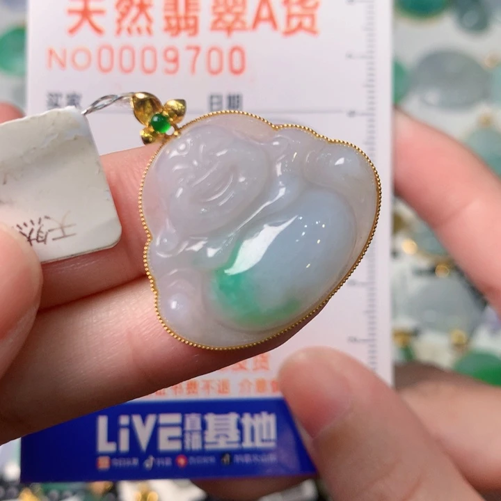 翡翠18K金镶嵌颈饰佛公