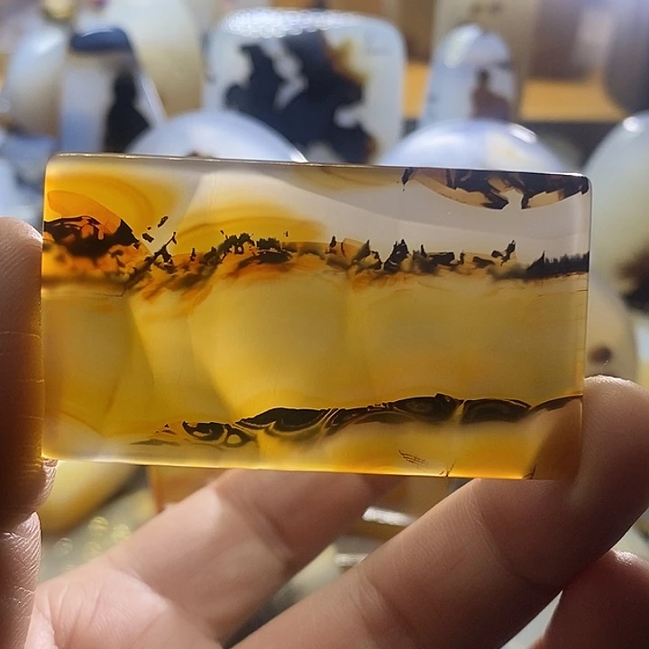 未镶嵌颈饰玛瑙/玉髓慌*?