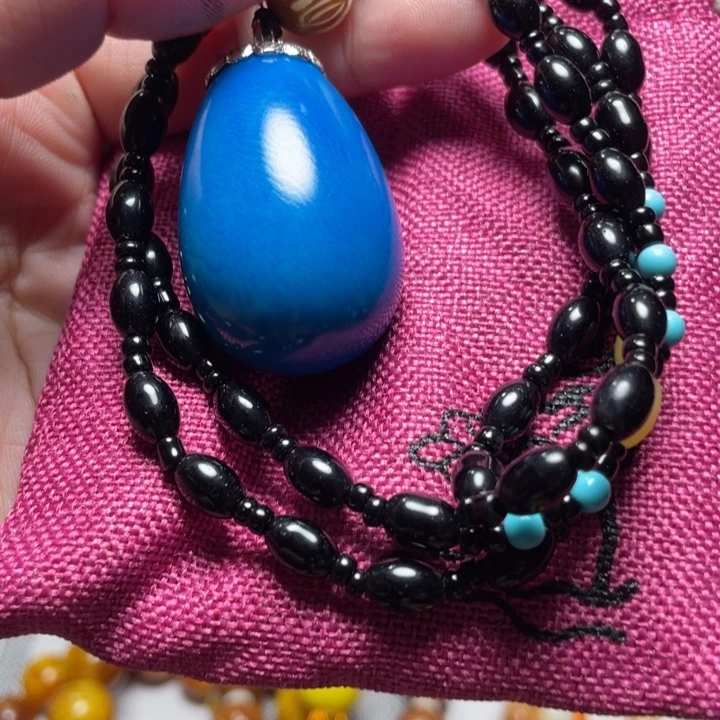 佛心果吊坠精品毛衣链