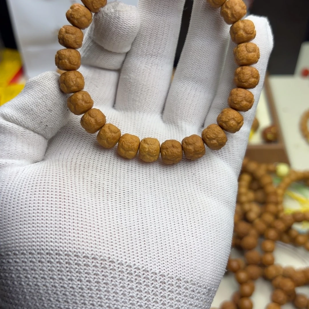 吊坠猴头核桃饕餮