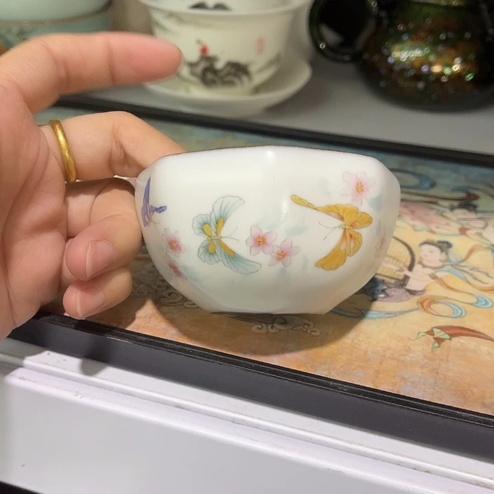 福利待遇多多哦哦哦