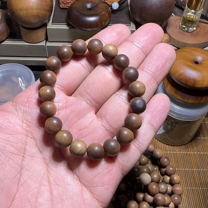 檀香木老山檀香1.0黑肉瑕疵