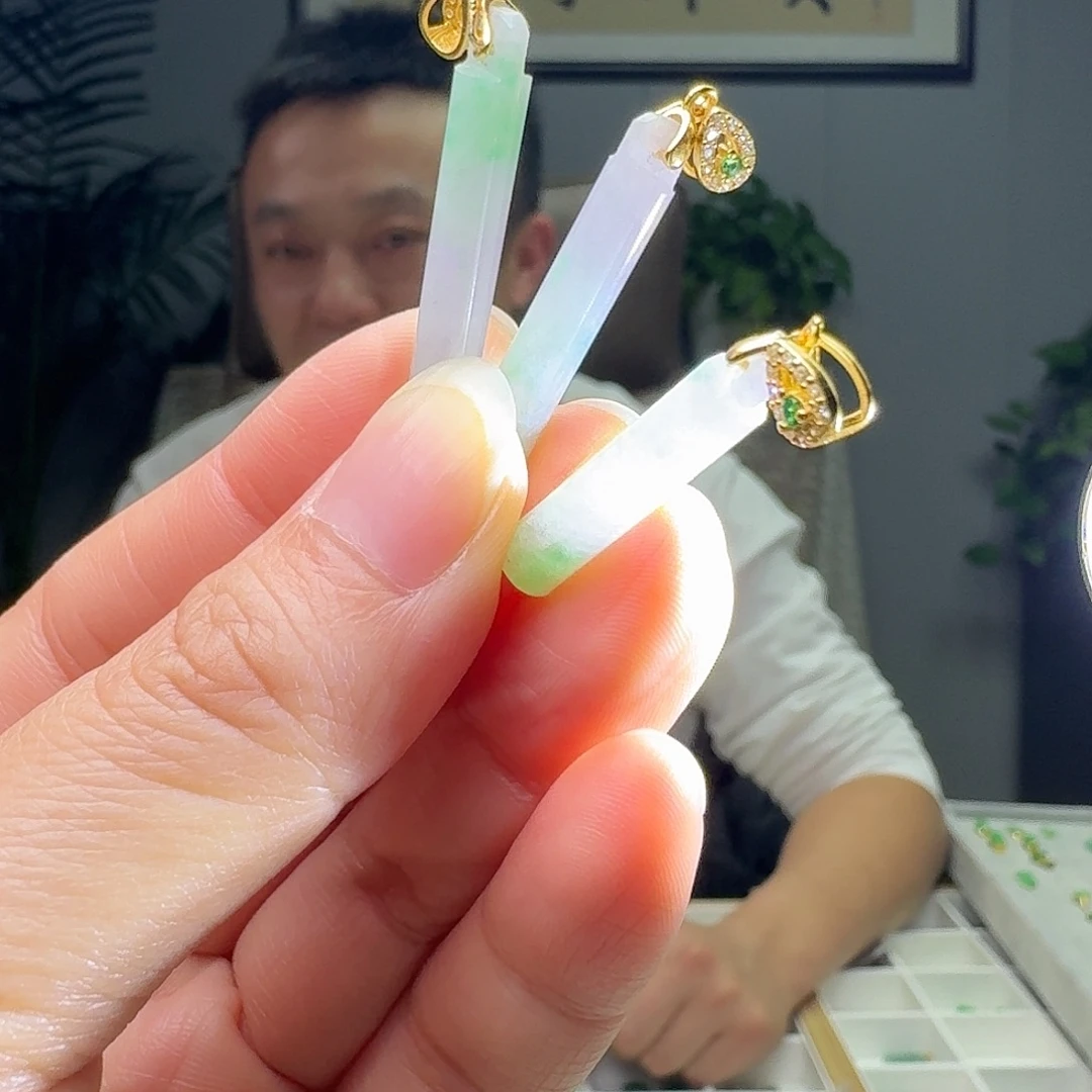 翡翠银S925镶嵌吊坠(不含链)多样性发货其一