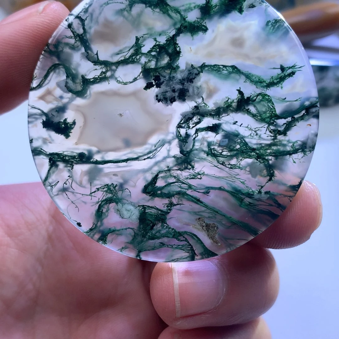 玛瑙/玉髓颈饰未镶嵌小*哥