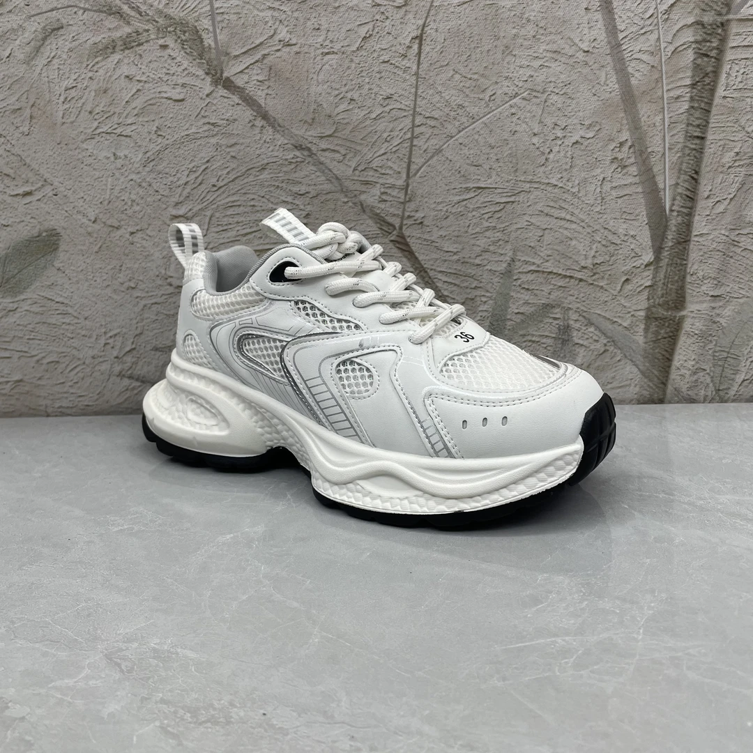 休闲鞋女    5823 网布