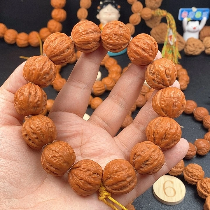 文玩核桃手串留浅纹八棱手串