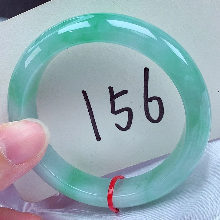 翡翠未镶嵌手镯翡翠