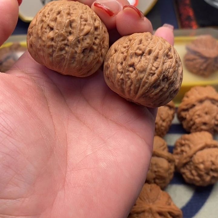 言***欢文玩核桃把件铁锤