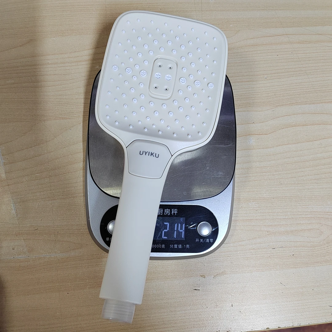 花洒头（4分软管需自配，个别轻微划痕）