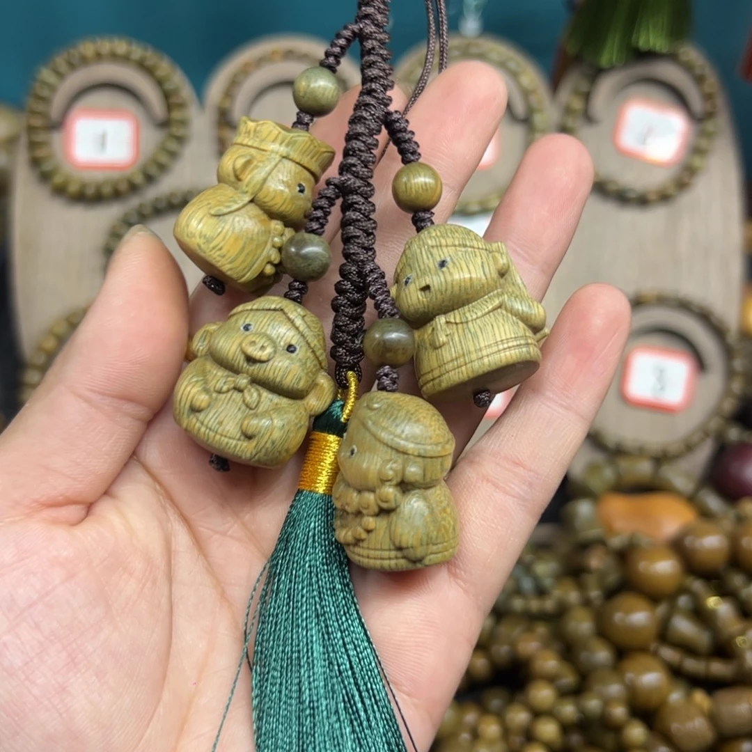 维腊木（绿檀）无事牌