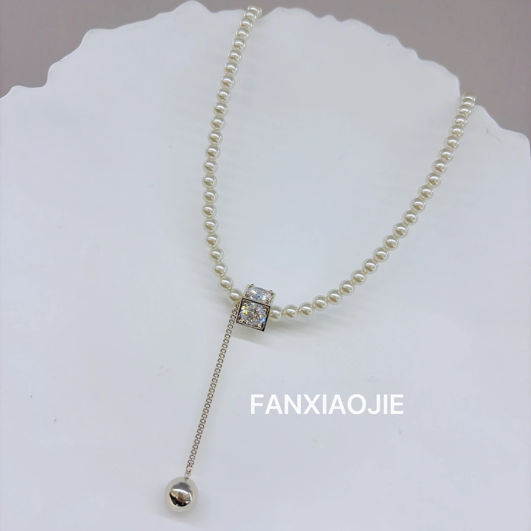 铜合金合成锆石项链 饰品颈链锁骨链FF奢牌D「魔方」高定项链轻奢