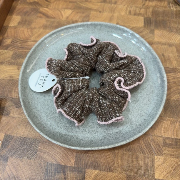 韩系针织大肠发圈秋冬ins风撞色设计感头绳慵懒风气质百搭发饰