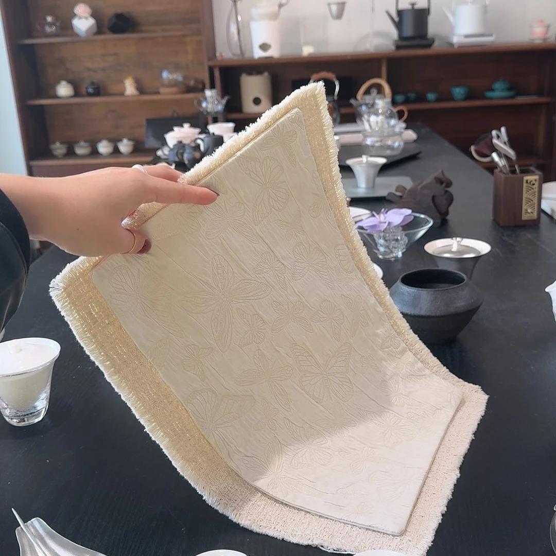 白蝴蝶+流苏茶席 2件