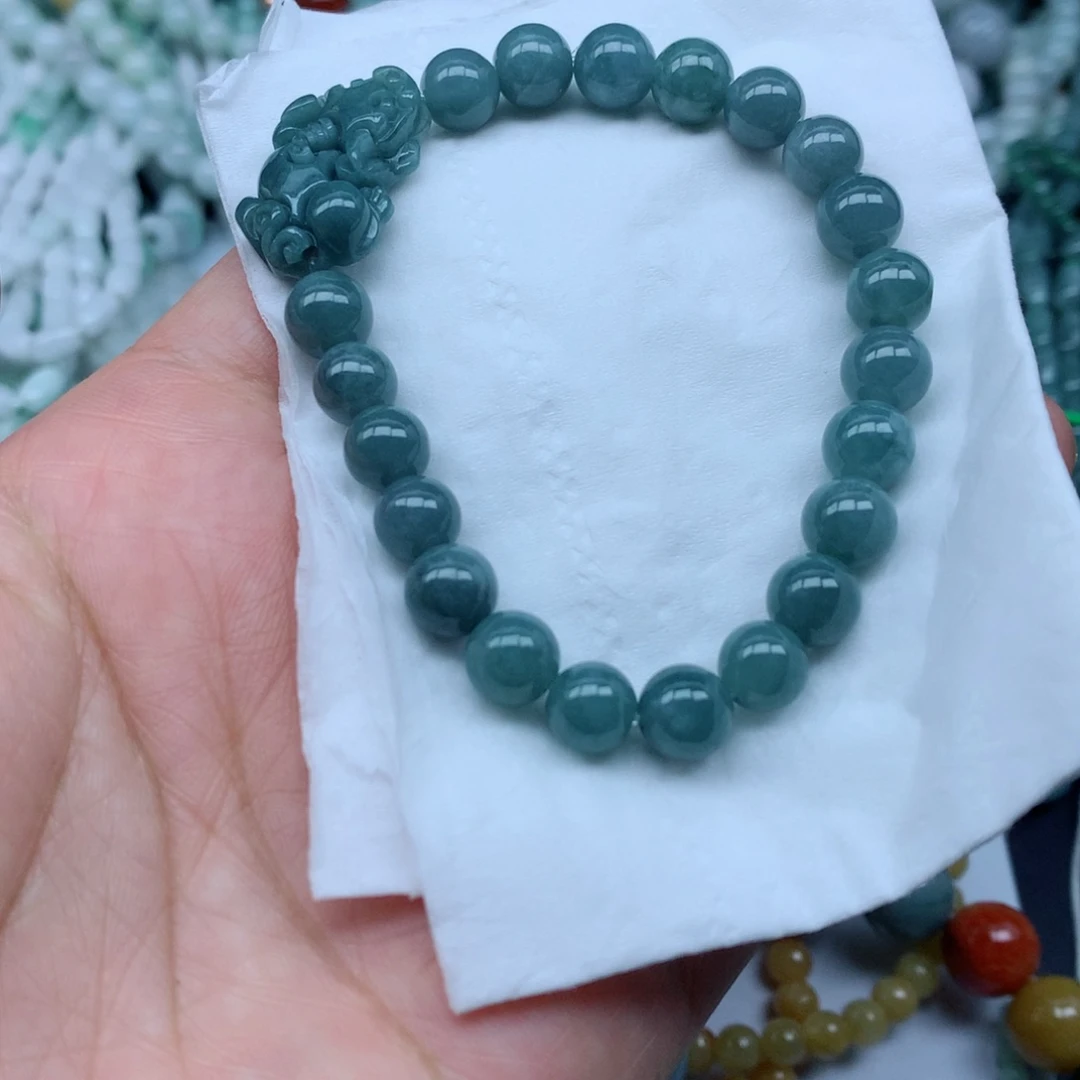 翡翠未镶嵌颈饰珠子