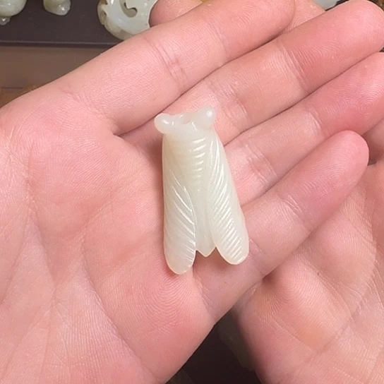 丰***收和田玉（糖玉）未镶嵌颈饰