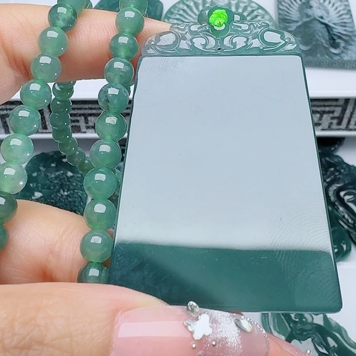 翡翠未镶嵌颈饰天然的A货翡翠多样性发其一