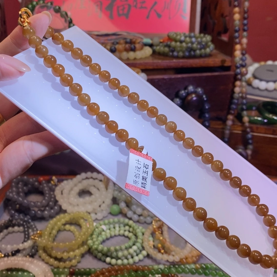 颈饰未镶嵌和田玉