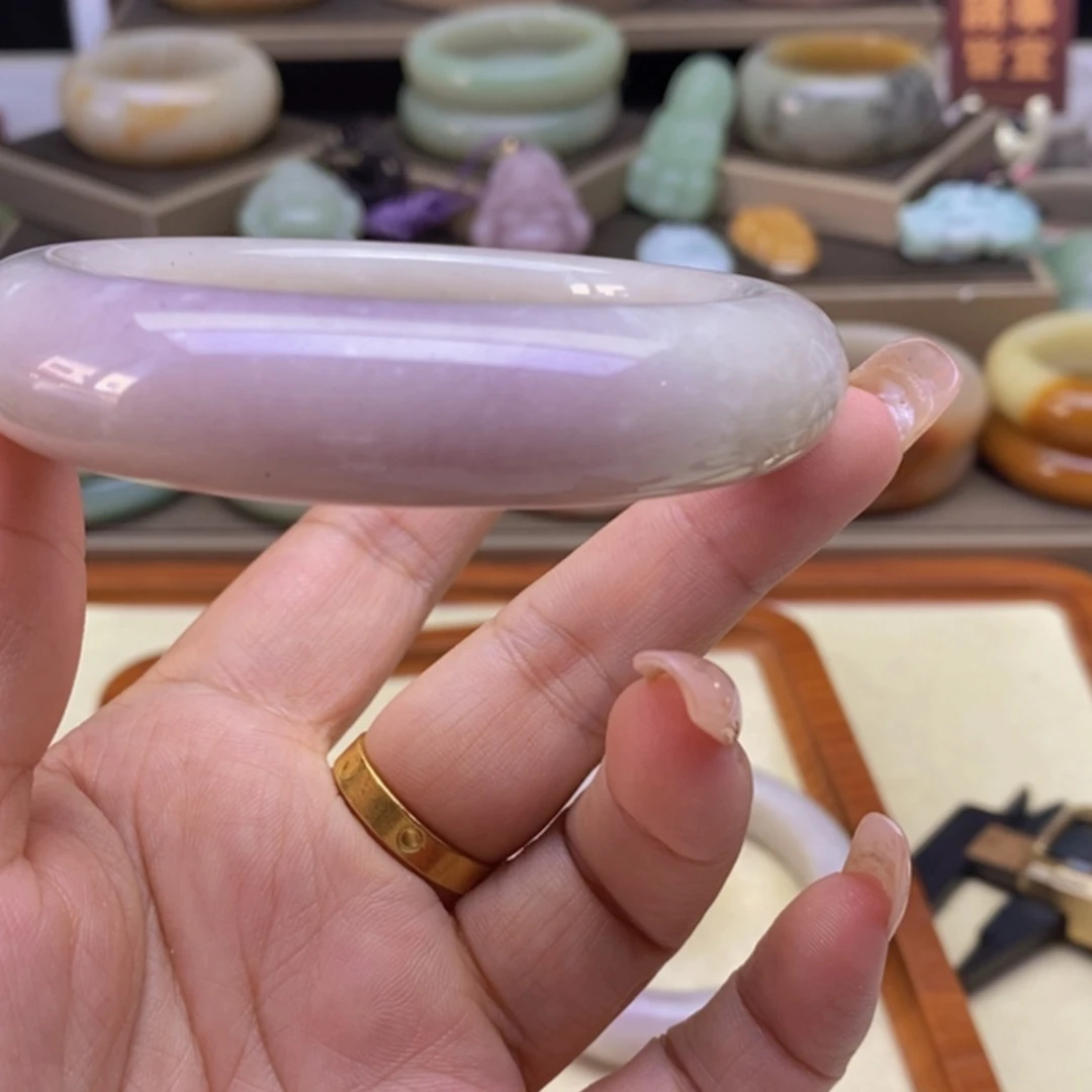 【闪购商品】石英岩玉手镯未镶嵌喵