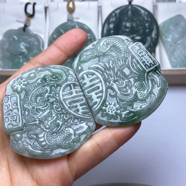 翡翠未镶嵌挂件翡翠