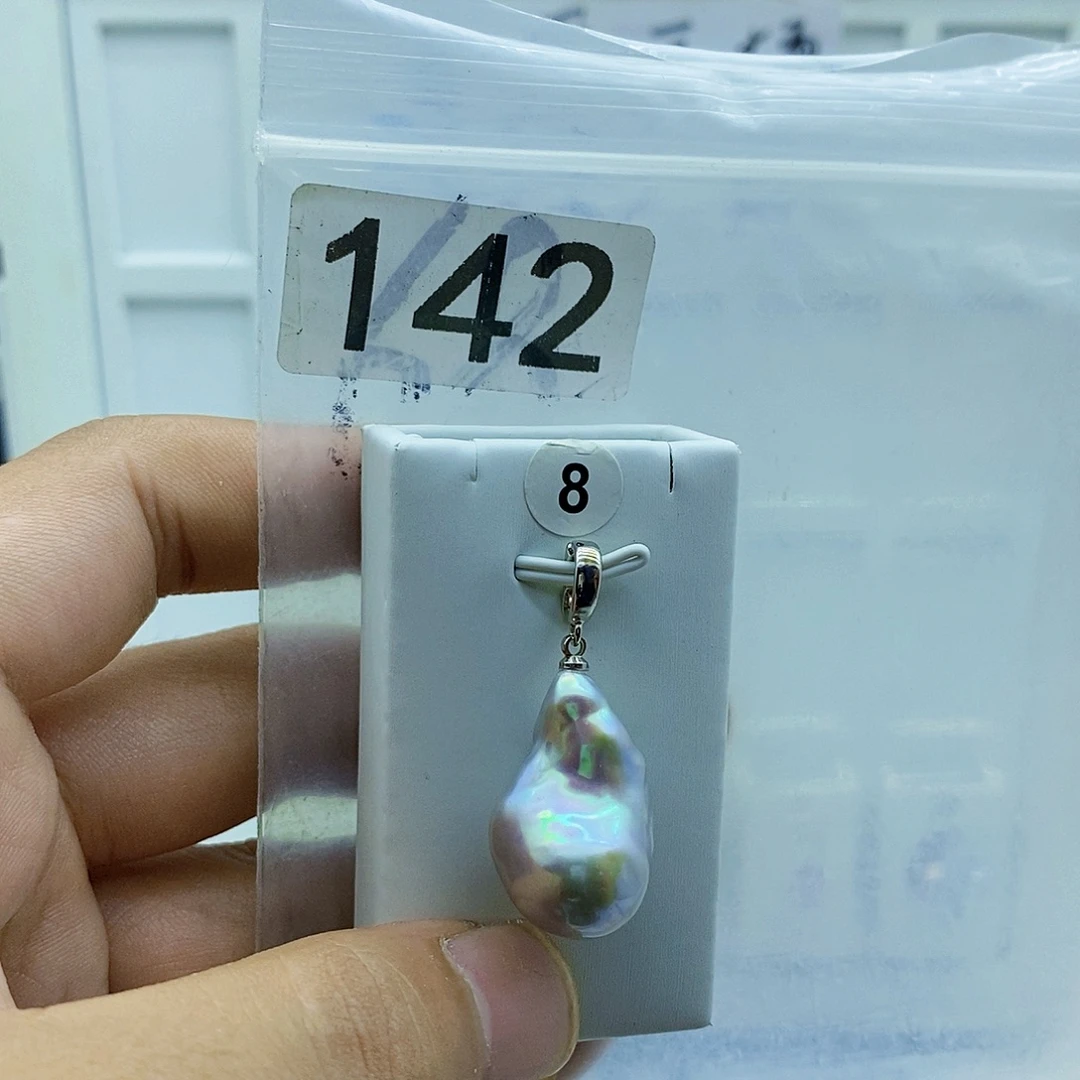 淡水珍珠颈饰合金