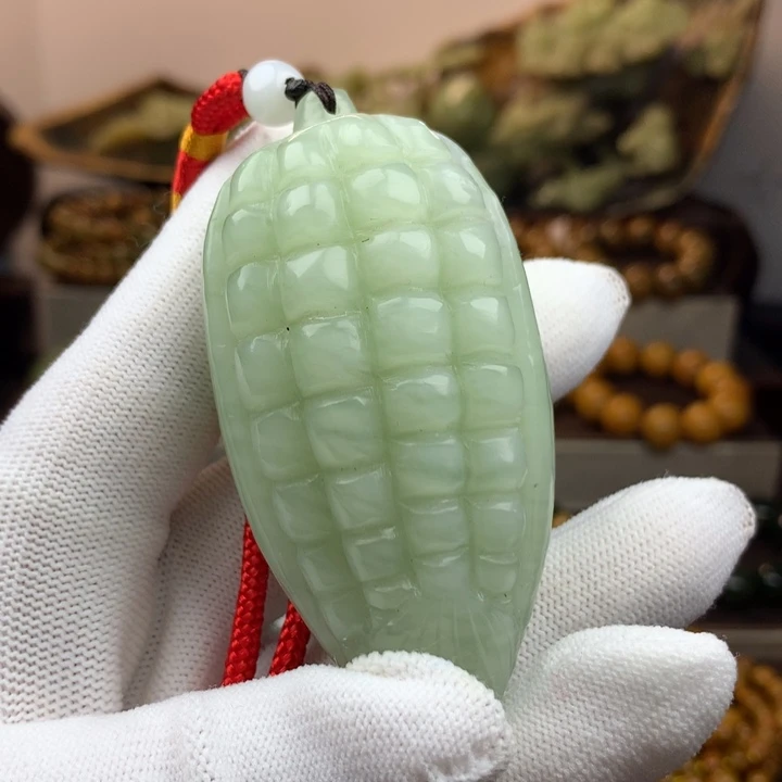 手链未镶嵌岫岩河磨玉（透闪石质玉）