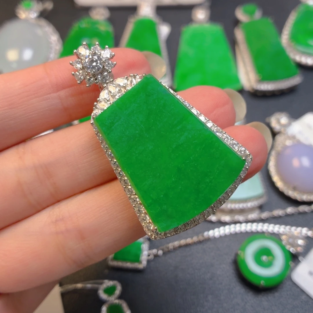 翡翠银S925镶嵌颈饰