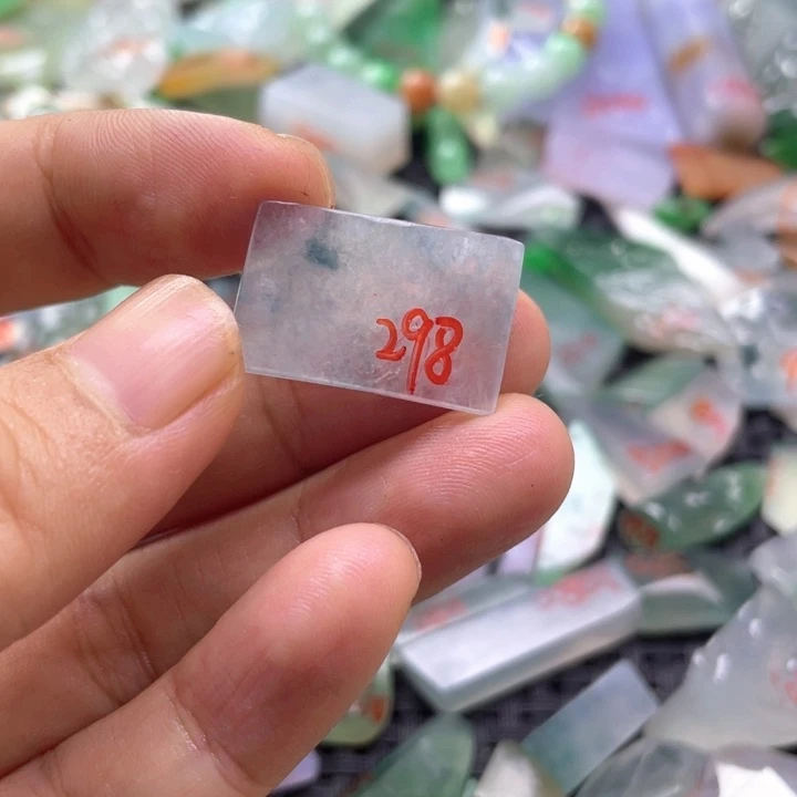 定制翡翠未镶嵌天然翡翠